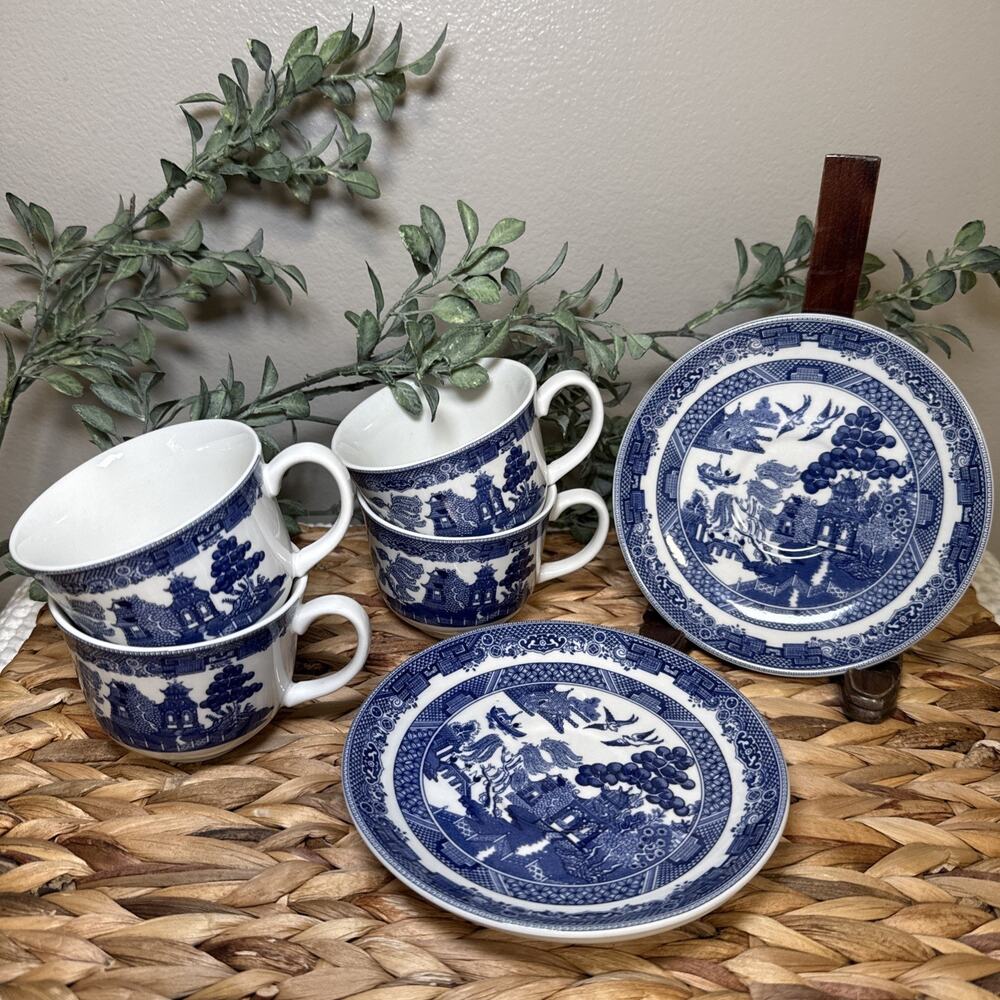 Johnson Bros Willow Blue Cups & Saucers Lot 4 Cups 3 Saucers England Vintage